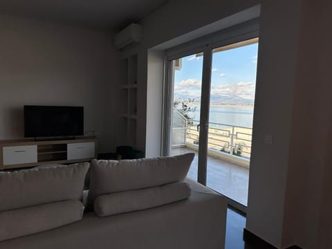 Magna Nafplio Suite Apartment in Nafplion