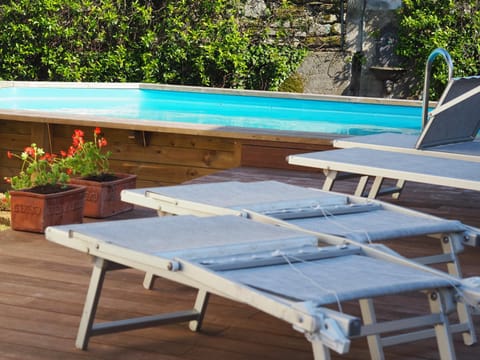 Casa San Luigi con piscina House in Colico