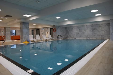 Swimming pool, Swimming pool