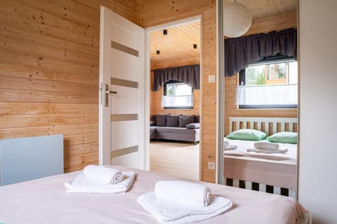 Bed, Bedroom, towels, wardrobe