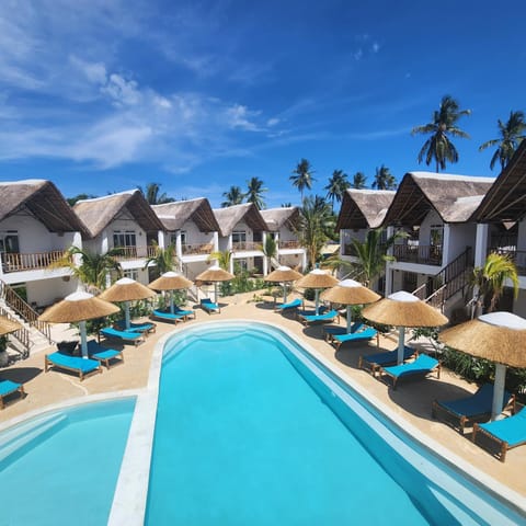 Pool view, Swimming pool