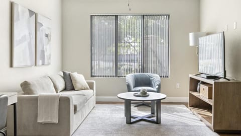 Landing Modern Apartment with Amazing Amenities (ID1249X749) Apartment in Gilbert