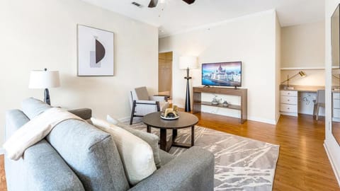 Landing Modern Apartment with Amazing Amenities (ID8999X86) Apartment in Mount Pleasant