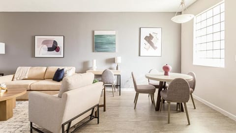 Landing Modern Apartment with Amazing Amenities (ID8107X42) Apartment in Fort Myers