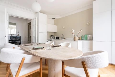 100 m2 of luxury and comfort in Neuilly | By Airnest Apartment in Paris