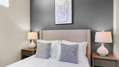 Landing Modern Apartment with Amazing Amenities (ID8407X53) Apartment in Catalina Foothills