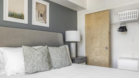 Landing Modern Apartment with Amazing Amenities (ID1209X860) Apartment in Gresham