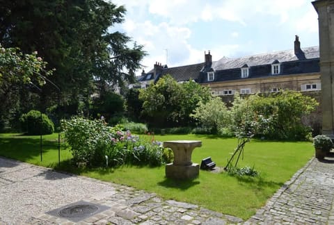 Jardin de la Préfecture Apartment in Arras