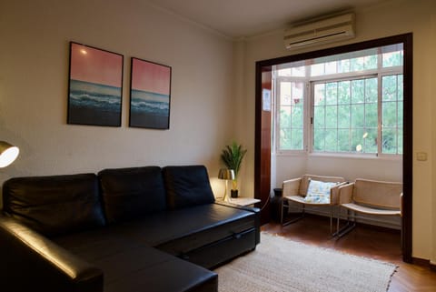 Living room, air conditioner