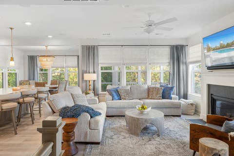 Oyster House Village---21502 Helm St House in Rehoboth Beach