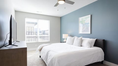 Landing Modern Apartment with Amazing Amenities (ID6629X73) Apartment in Cincinnati