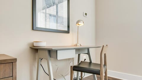 Landing Modern Apartment with Amazing Amenities (ID7280X77) Apartment in Crystal City