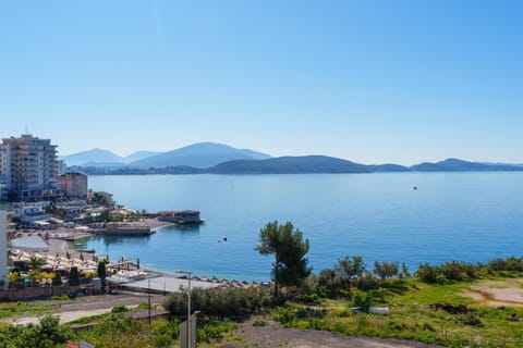 Sunny's side apartament Apartment in Sarandë