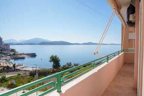 Sunny's side apartament Apartment in Sarandë