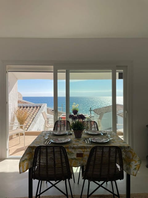 Dining area, Sea view