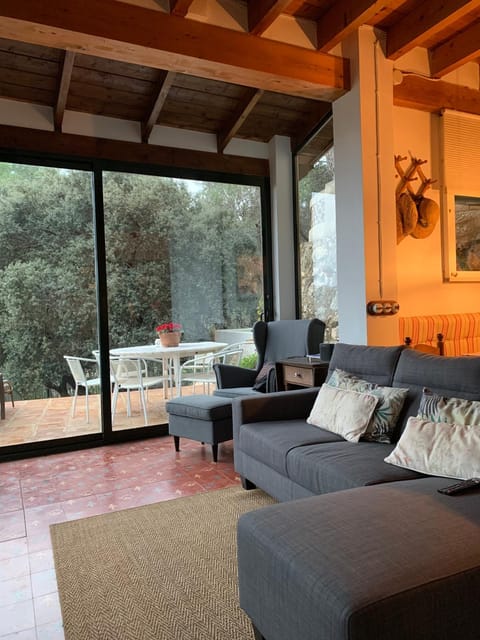 View (from property/room), Lounge or bar, Mountain view, flat iron