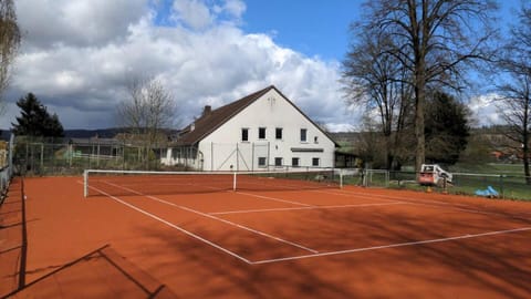 Property building, Tennis court