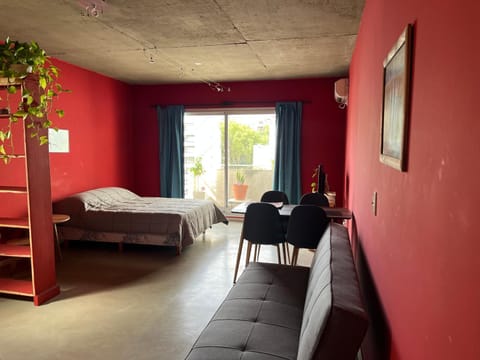 Bed, TV and multimedia, Bedroom