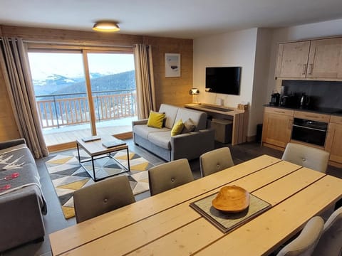 Appartement de Prestige 3 Chambres · Wifi · Ski In/Out · Parking · Neuf - FR-1-181-2800 Apartment in Mâcot-la-Plagne
