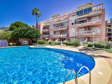 Property building, Garden, Swimming pool