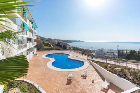 Balcony/Terrace, Swimming pool