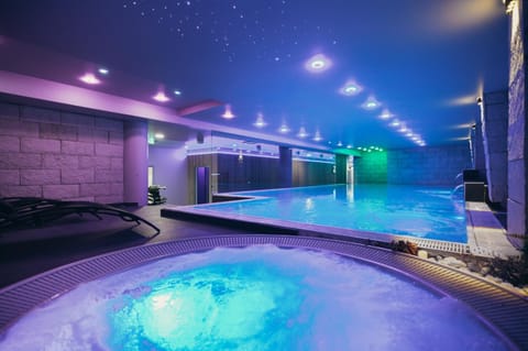 Hot Tub, Hot Tub, Spa and wellness centre/facilities, Swimming pool