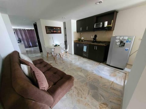 Kitchen or kitchenette, Seating area