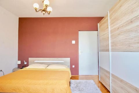 Beach apartments Burano Apartment in Šibenik-Knin County, Croatia