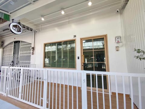 Property building, Facade/entrance