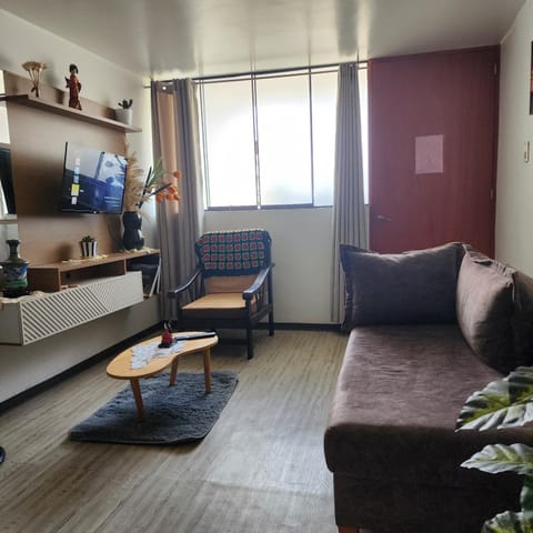 Communal lounge/ TV room, TV and multimedia, Seating area, Evening entertainment