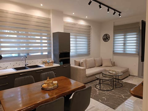 Iatrou city home Apartment in Volos