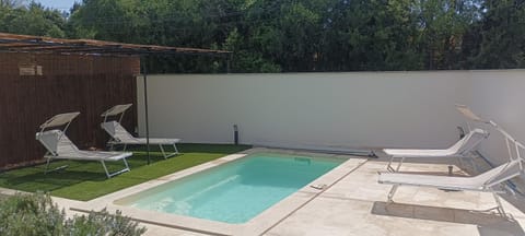 Garden, Swimming pool, sunbed