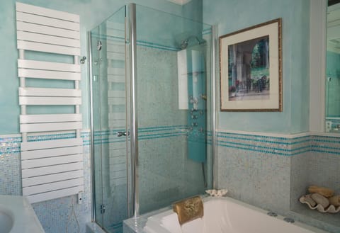 Shower, Bathroom, Bath, towels