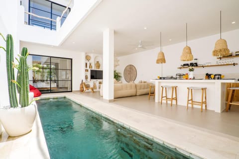 Pool view, Swimming pool