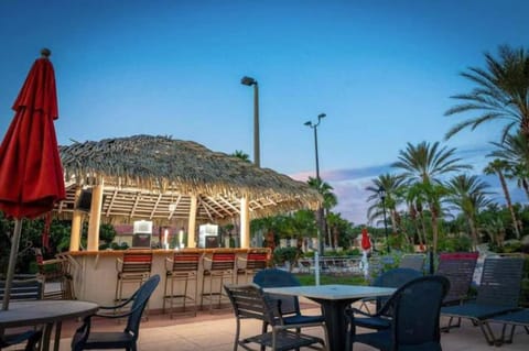 Villas at Regal Palms-4 Bedroom3.5 bath Townhouse Apartment in Four Corners