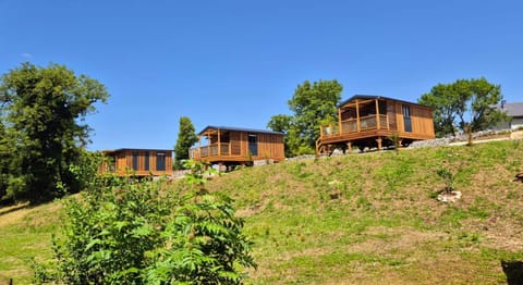 Les Lodges d'Emeraude Chalet in Jura