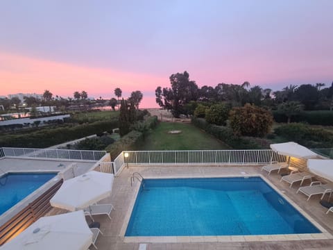 View (from property/room), Sea view, Swimming pool, Sunset