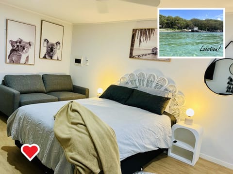 Bedroom, Location