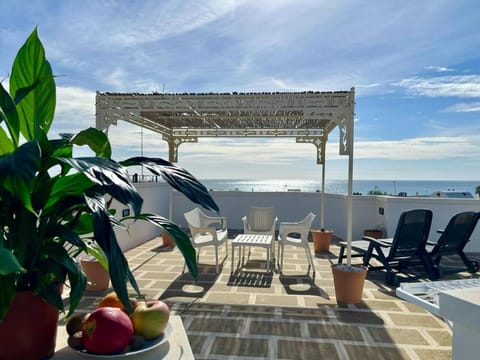 Patio, Sea view
