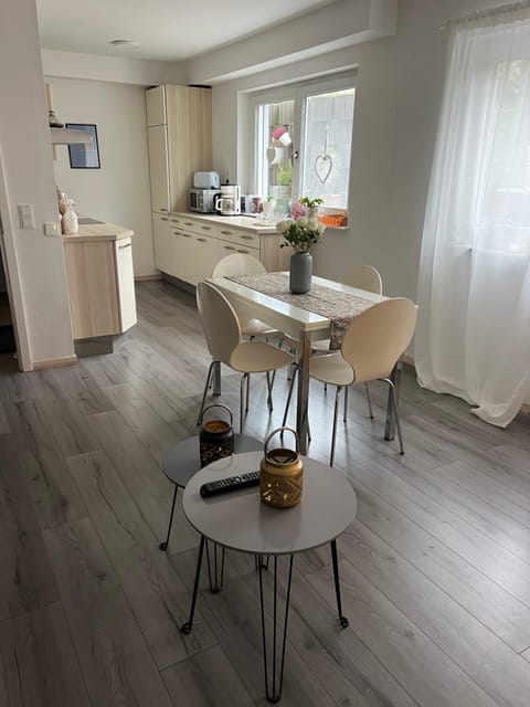 Gemütliche 2-Zimmerwohnung, Schönaich Apartment in Böblingen