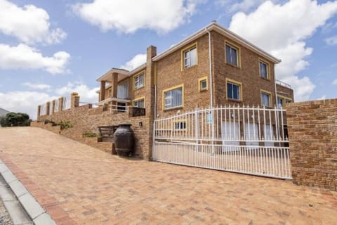 Property building, Street view