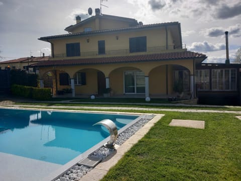 Property building, Garden view, Pool view