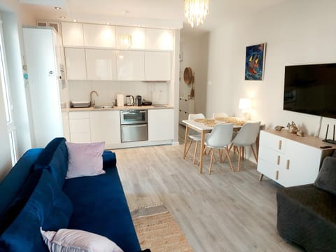 Communal lounge/ TV room, Living room, kitchen