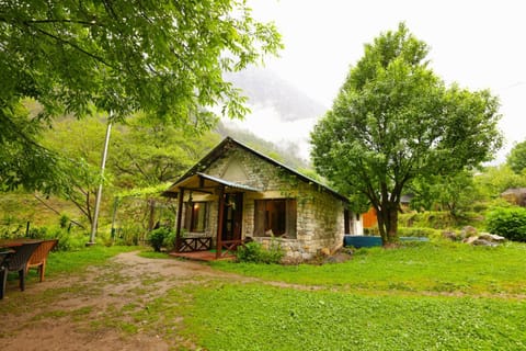 Property building, Natural landscape, Garden, Breakfast