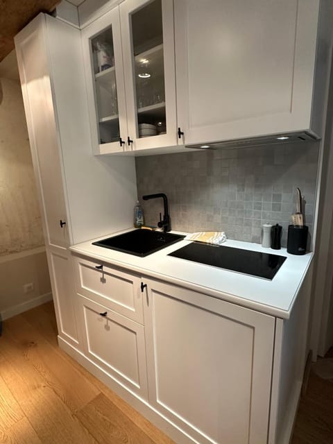 Ar Barzh Kadiou I Apartment in Quimper