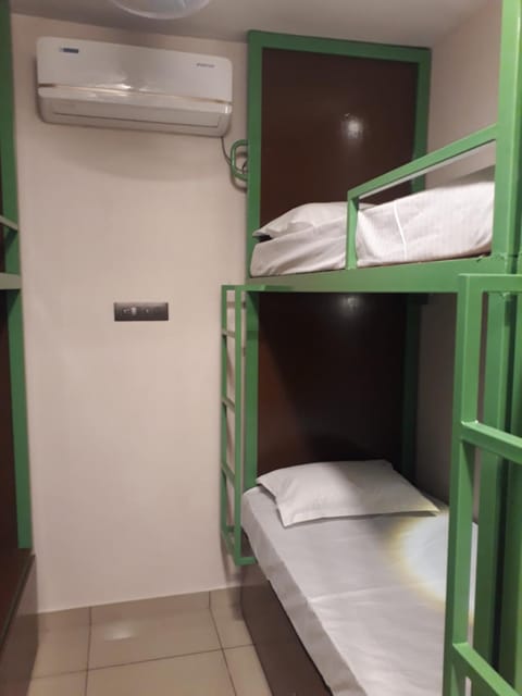 bunk bed