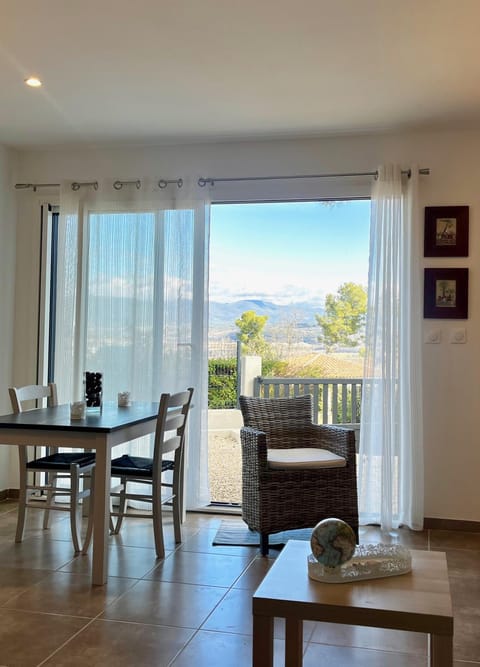 Chambre d'hôtes du Val Fleuri Bed and Breakfast in La Roque-d'Anthéron