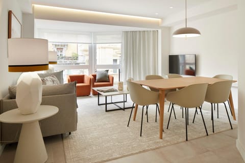 Living room, Dining area