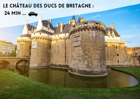 Le Joséphine Apartment in Nantes