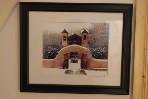 Big Cabin on the Creek Cabin in Dorrington